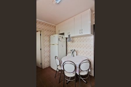 Casa à venda com 350m², 4 quartos e 8 vagas Casa à venda com 350m², 4 quartos e 8 vagasCozinha