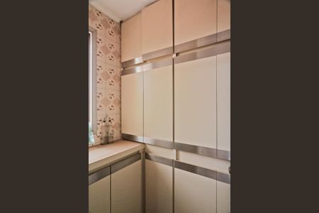 Casa à venda com 350m², 4 quartos e 8 vagas Casa à venda com 350m², 4 quartos e 8 vagasDespensa