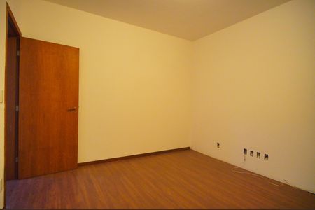 Apartamento à venda com 173m², 3 quartos e 2 vagasQuarto 1