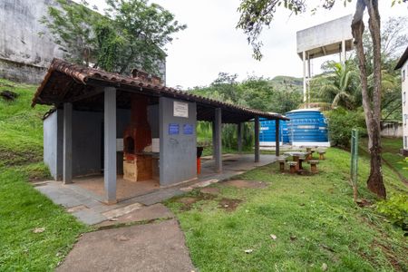 Apartamento para alugar com 48m², 2 quartos e 1 vaga Apartamento para alugar com 48m², 2 quartos e 1 vagaÁrea comum - Churrasqueira