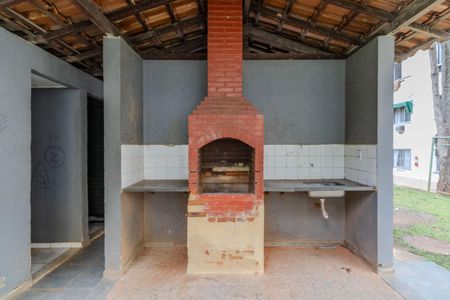 Apartamento para alugar com 48m², 2 quartos e 1 vaga Apartamento para alugar com 48m², 2 quartos e 1 vagaÁrea comum - Churrasqueira