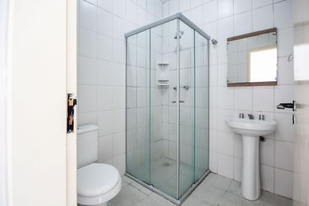 Casa para alugar com 95m², 3 quartos e 2 vagas Casa para alugar com 95m², 3 quartos e 2 vagasBanheiro da Suíte