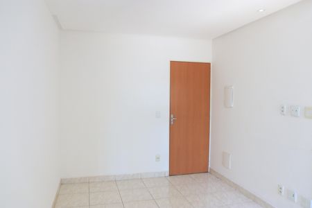 Sala de apartamento para alugar com 2 quartos, 52m² em Setor Progresso, Goiânia