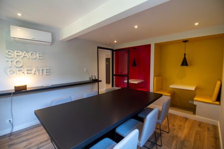 Casa de condomínio para alugar com 18m², 1 quarto e sem vaga Casa de condomínio para alugar com 18m², 1 quarto e sem vagaÁrea comum - Sala de Reunião