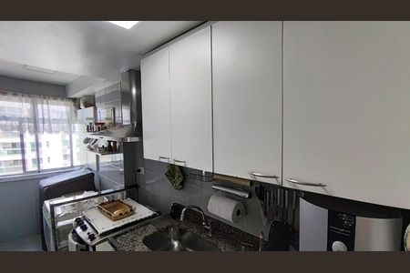 Apartamento à venda com 96m², 2 quartos e 1 vaga Apartamento à venda com 96m², 2 quartos e 1 vagaCozinha