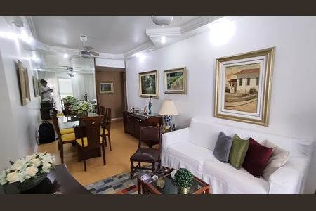 Apartamento à venda com 96m², 2 quartos e 1 vaga Apartamento à venda com 96m², 2 quartos e 1 vagaSala