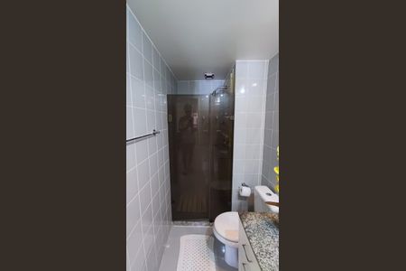 Apartamento à venda com 96m², 2 quartos e 1 vaga Apartamento à venda com 96m², 2 quartos e 1 vagaBanheiro