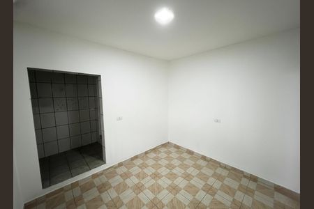 Sala/Quarto de casa para alugar com 2 quartos, 39m² em Jardim Rossin, São Paulo