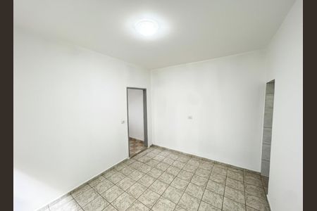 Quarto 2 de casa para alugar com 2 quartos, 39m² em Jardim Rossin, São Paulo
