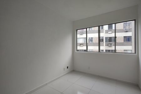 Sala de apartamento para alugar com 2 quartos, 50m² em Freguesia (jacarepaguá), Rio de Janeiro
