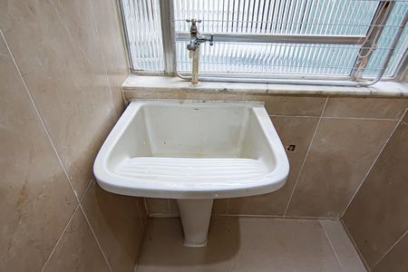 Apartamento para alugar com 70m², 2 quartos e 1 vagaCozinha e Área de Serviço