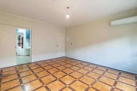 Sala de apartamento à venda com 2 quartos, 90m² em Santana, Porto Alegre