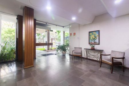 Apartamento à venda com 90m², 2 quartos e sem vagaHall social