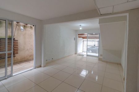 Sala de casa para alugar com 2 quartos, 110m² em Residencial Parque Cumbica, Guarulhos
