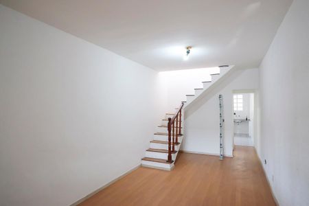 Sala de casa para alugar com 2 quartos, 144m² em Vila Vivaldi, São Bernardo do Campo