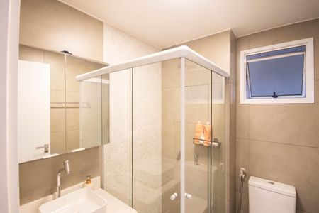 Apartamento à venda com 65m², 2 quartos e 1 vagaBanheiro Social