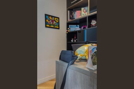 Apartamento à venda com 107m², 3 quartos e 2 vagasEscritório