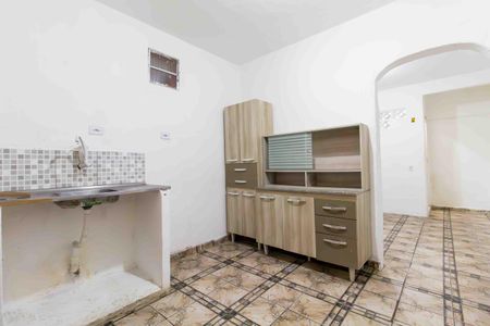 Cozinha de casa para alugar com 1 quarto, 39m² em Jardim Verônia, São Paulo