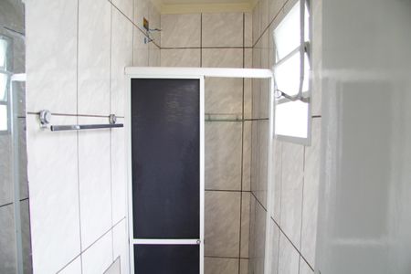 Banheiro Social de casa para alugar com 1 quarto, 30m² em Cidade Parque Brasilia, Guarulhos
