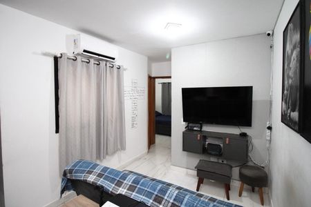 Sala de apartamento para alugar com 2 quartos, 64m² em Vila Curuçá, Santo André