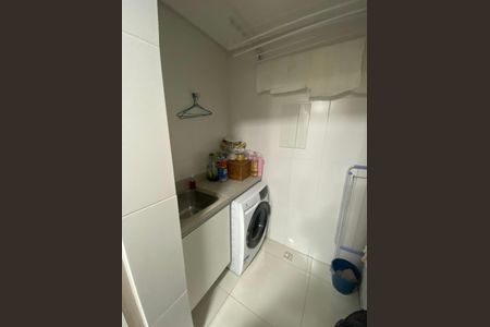 Apartamento à venda com 60m², 2 quartos e 1 vaga Apartamento à venda com 60m², 2 quartos e 1 vagaÁrea de Serviço