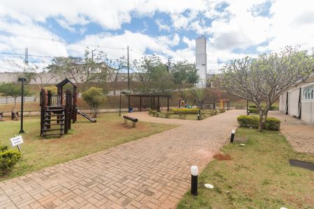 Apartamento para alugar com 46m², 2 quartos e 1 vaga Apartamento para alugar com 46m², 2 quartos e 1 vagaÁrea comum - Playground