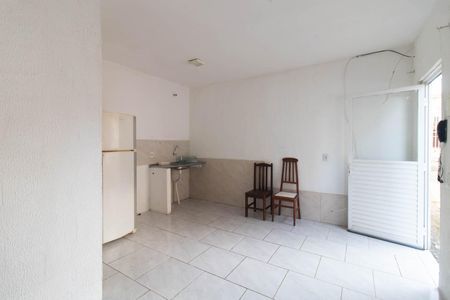 Sala/Quarto de kitnet/studio para alugar com 1 quarto, 26m² em Santo Antônio, Porto Alegre