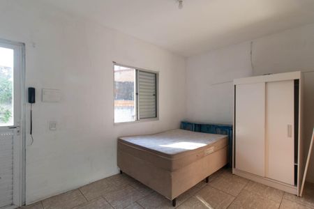 Sala/Quarto de kitnet/studio para alugar com 1 quarto, 26m² em Santo Antônio, Porto Alegre
