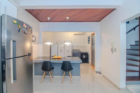 Casa à venda com 222m², 3 quartos e 3 vagasCozinha