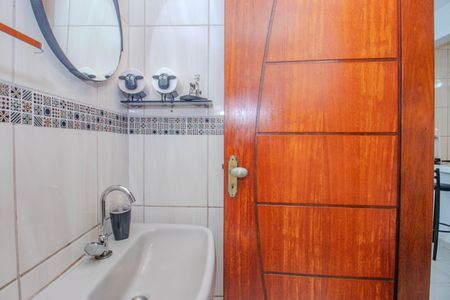 Casa à venda com 222m², 3 quartos e 3 vagasLavabo