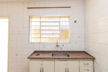 Casa à venda com 108m², 3 quartos e sem vaga Casa à venda com 108m², 3 quartos e sem vagaCozinha