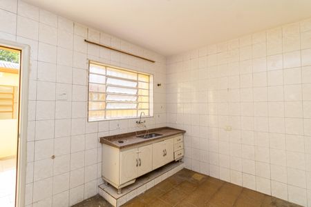 Casa à venda com 108m², 3 quartos e sem vaga Casa à venda com 108m², 3 quartos e sem vagaCozinha