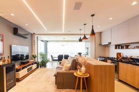 Sala  de apartamento à venda com 3 quartos, 126m² em Vila Yara, Osasco