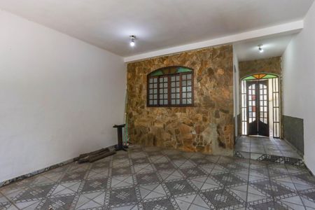 Casa à venda com 199m², 5 quartos e 2 vagas Casa à venda com 199m², 5 quartos e 2 vagasGaragem