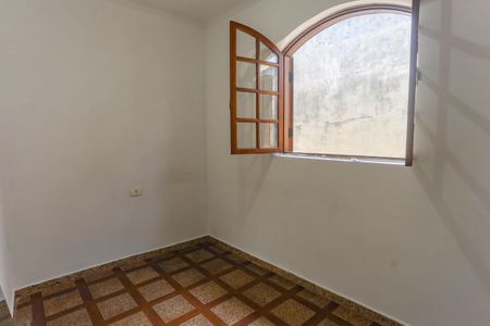 Casa à venda com 199m², 5 quartos e 2 vagas Casa à venda com 199m², 5 quartos e 2 vagasQuarto 5