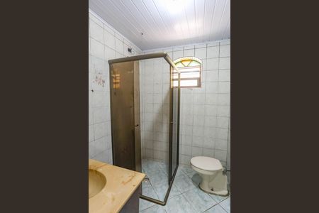 Casa à venda com 199m², 5 quartos e 2 vagas Casa à venda com 199m², 5 quartos e 2 vagasBanheiro social 2