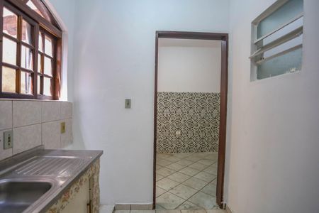 Casa à venda com 199m², 5 quartos e 2 vagas Casa à venda com 199m², 5 quartos e 2 vagasCozinha