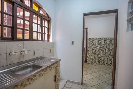 Casa à venda com 199m², 5 quartos e 2 vagas Casa à venda com 199m², 5 quartos e 2 vagasCozinha