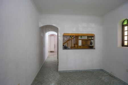 Casa à venda com 199m², 5 quartos e 2 vagas Casa à venda com 199m², 5 quartos e 2 vagasSala