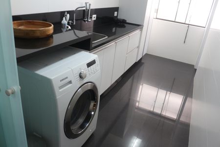 Apartamento à venda com 162m², 3 quartos e 2 vagasÁrea de Serviço