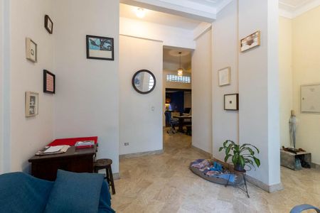 Apartamento à venda com 120m², 2 quartos e 1 vagaSala