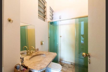 Apartamento à venda com 120m², 2 quartos e 1 vagaBanheiro 1 - Suíte