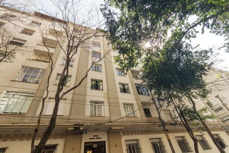 Apartamento à venda com 120m², 2 quartos e 1 vagaFachada