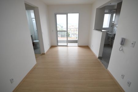 Sala de apartamento para alugar com 2 quartos, 47m² em Mansões Santo Antônio, Campinas