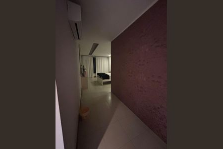 Apartamento à venda com 236m², 4 quartos e 3 vagas Apartamento à venda com 236m², 4 quartos e 3 vagasQuarto