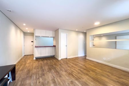 Sala de apartamento para alugar com 1 quarto, 70m² em Cambuci, São Paulo