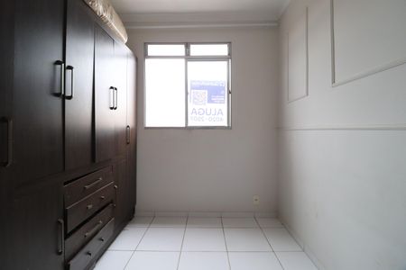 Quarto 1 de apartamento para alugar com 2 quartos, 44m² em Jaraguá, Uberlândia
