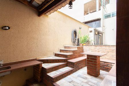 Apartamento à venda com 130m², 3 quartos e 2 vagas Apartamento à venda com 130m², 3 quartos e 2 vagasÁrea Comum - Espaço Gourmet