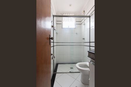 Apartamento à venda com 130m², 3 quartos e 2 vagas Apartamento à venda com 130m², 3 quartos e 2 vagasBanheiro da Suíte 1