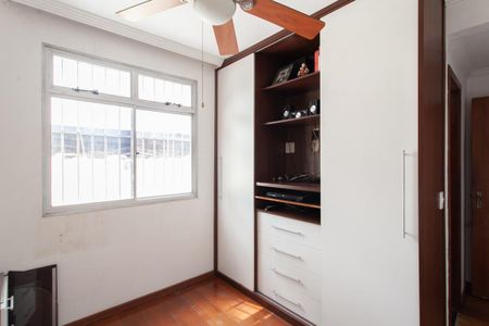Apartamento à venda com 130m², 3 quartos e 2 vagas Apartamento à venda com 130m², 3 quartos e 2 vagasSuíte 1